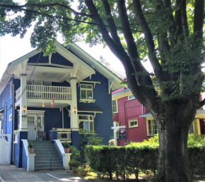  Cambie Lodge  Ванкувер